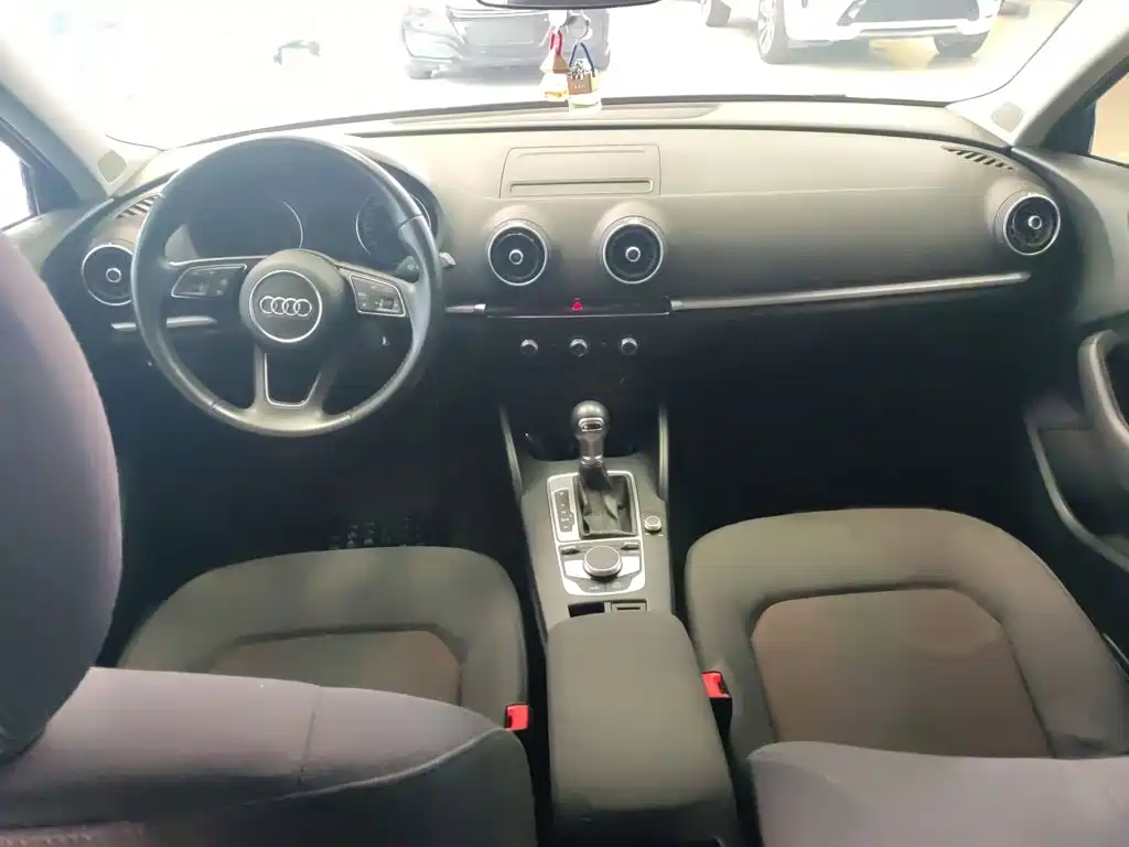 Audi A3 — миниатюра 9