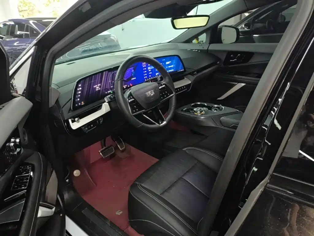 Cadillac IQ — миниатюра 16