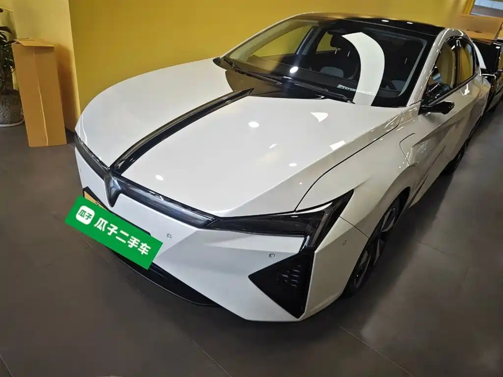 Lingxi L