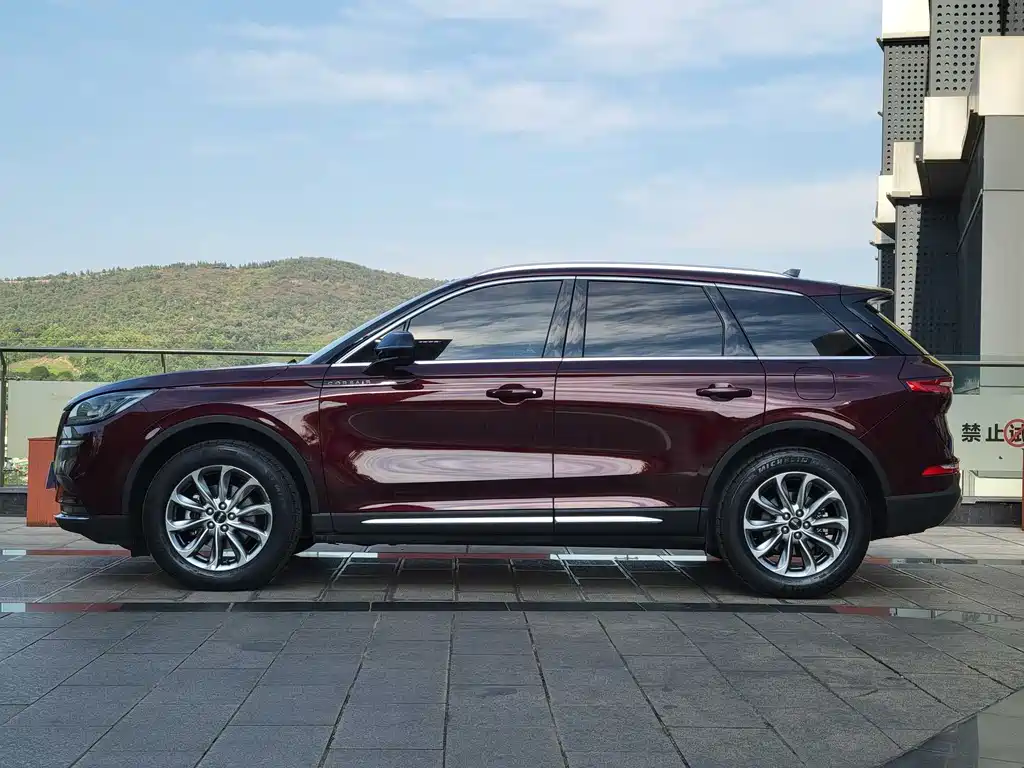 Lincoln Corsair 2021 2.0T Premium