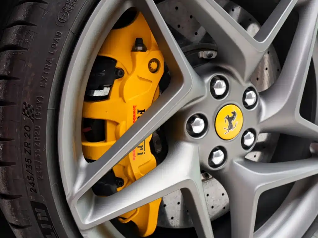 Ferrari F8 — миниатюра 10