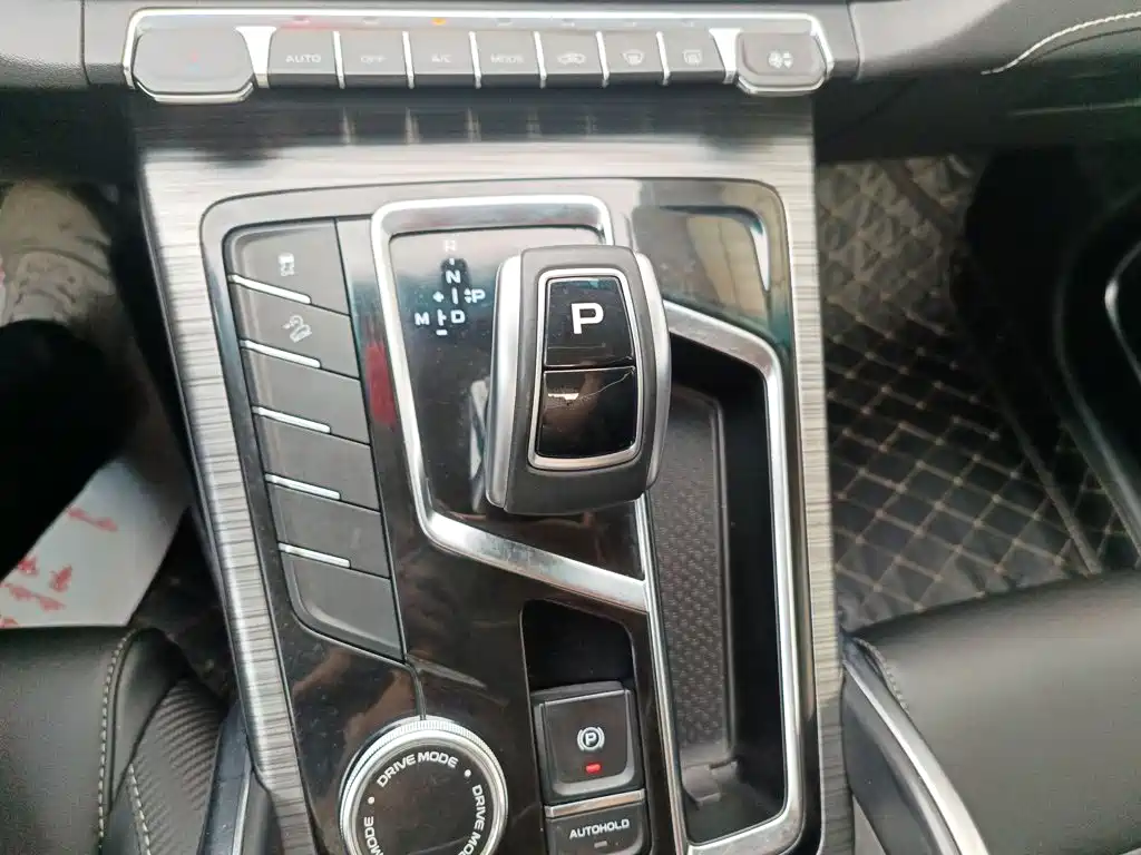 Geely Boyue — миниатюра 14