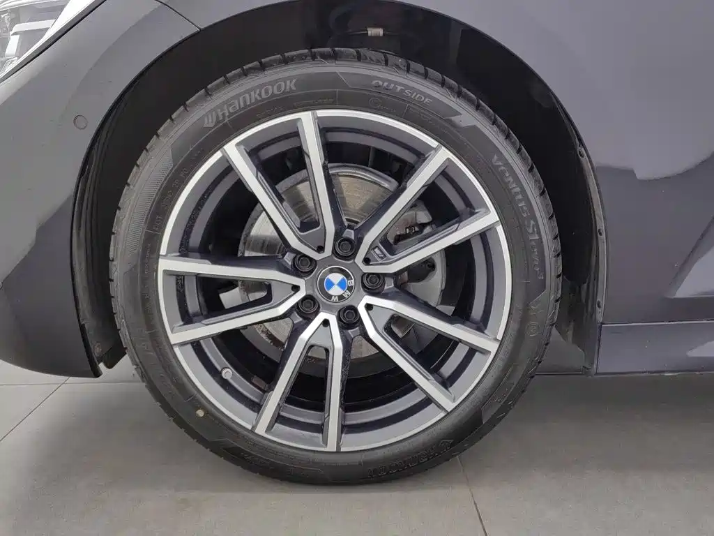 BMW 3 Series — миниатюра 17