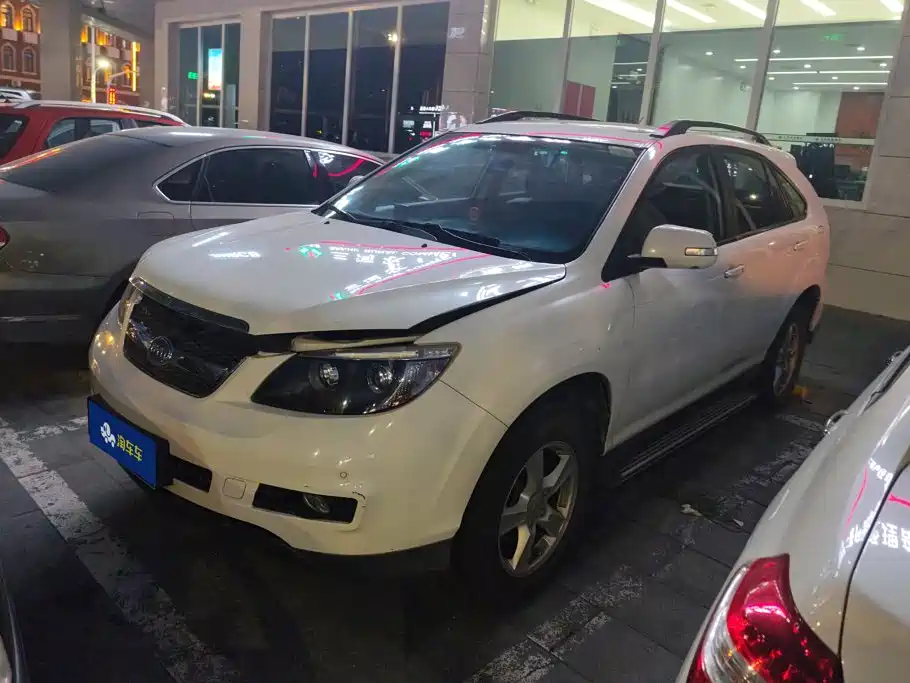 BYD S6