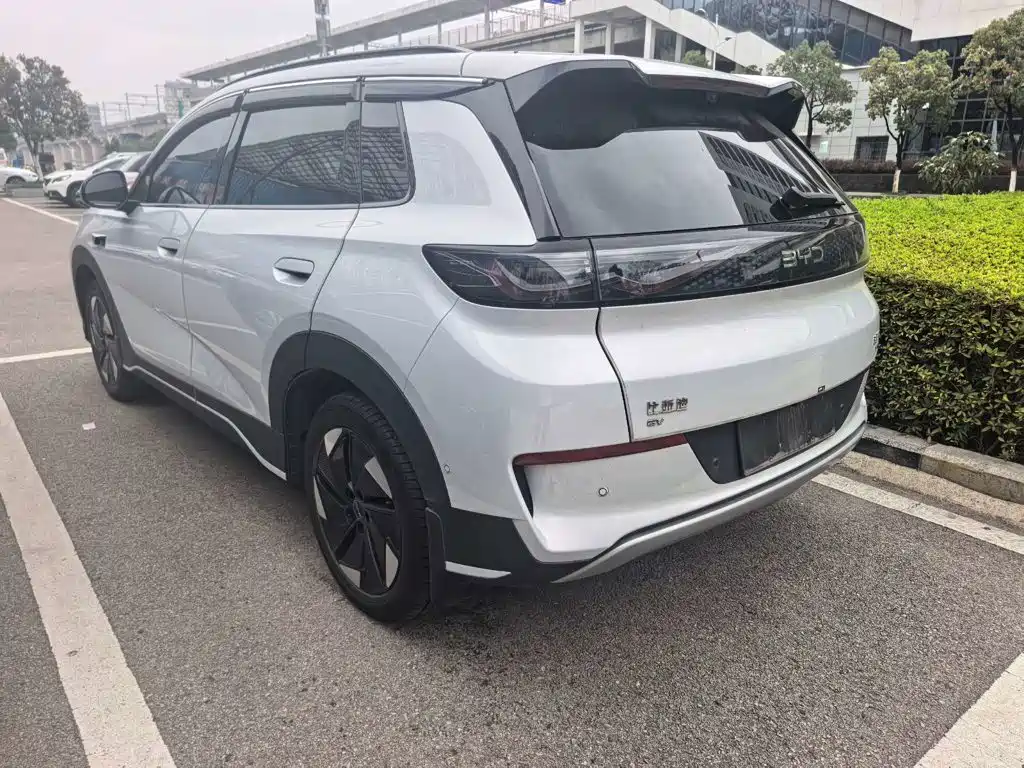 BYD Sealion 05 EV — миниатюра 6