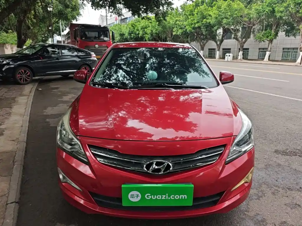 Hyundai Verna — миниатюра 3
