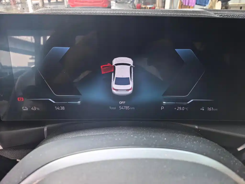 BMW i3 — миниатюра 5