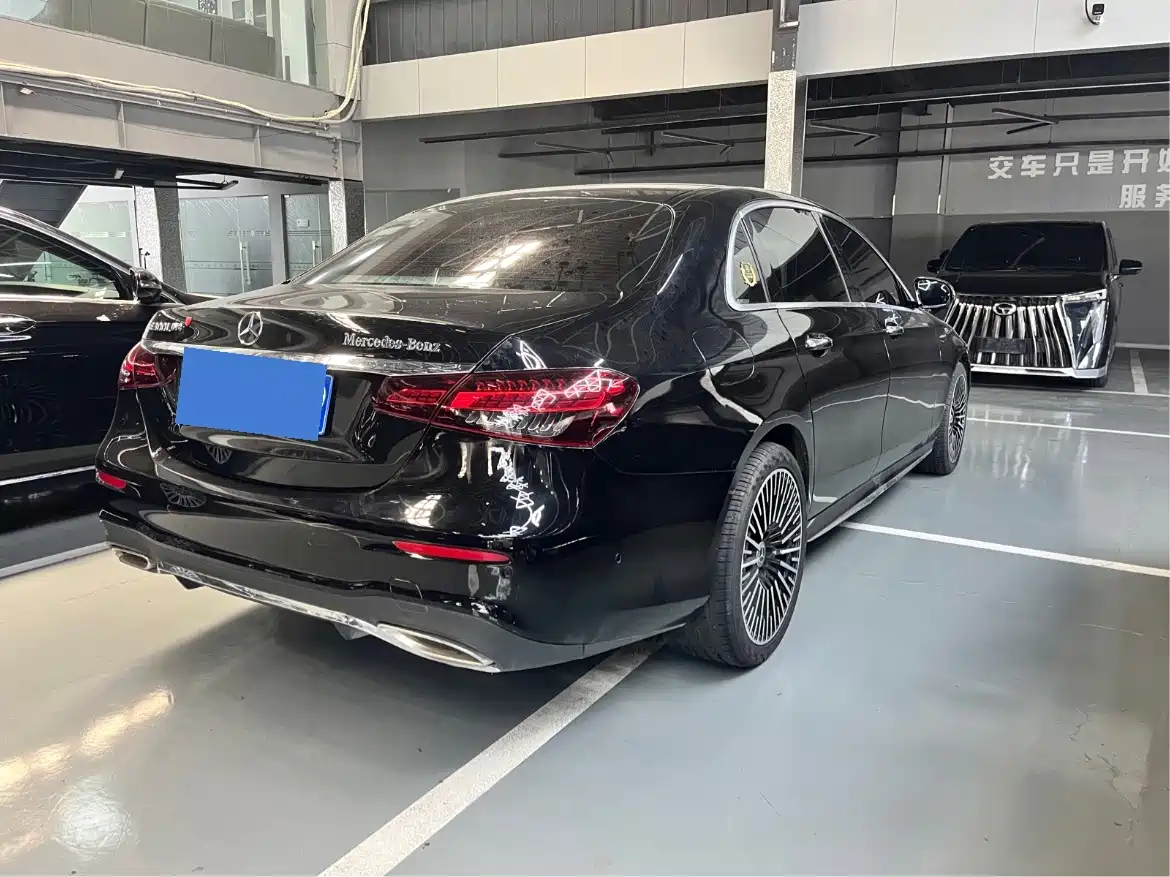 Mercedes-Benz E-Class id 4622557 из Китая 9