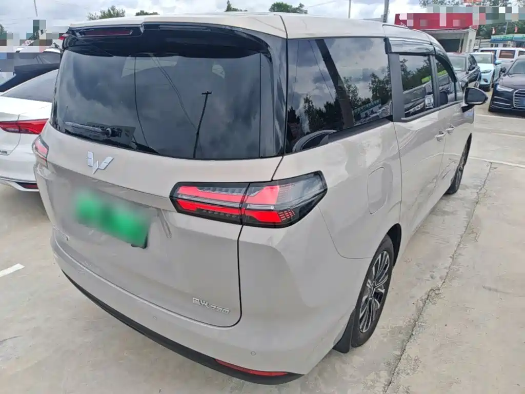 Wuling Xingguang 730 New Energy — миниатюра 7