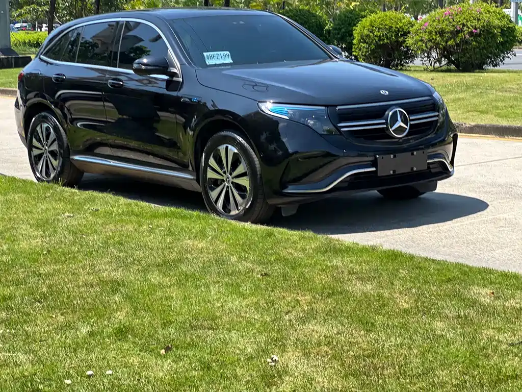 Mercedes-Benz EQC — миниатюра 6
