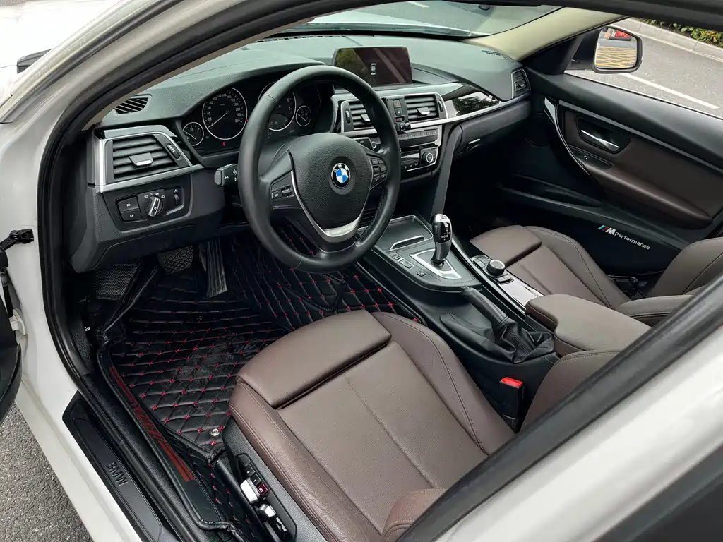 BMW 3 Series — миниатюра 14