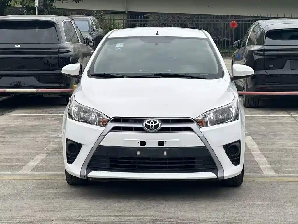TOYOTA YARIS L ZHIXUAN