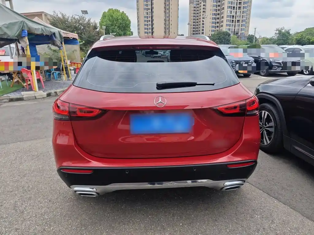 Mercedes-Benz GLA — миниатюра 23