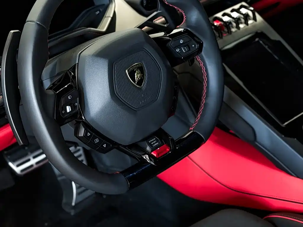 Lamborghini Huracán — миниатюра 8