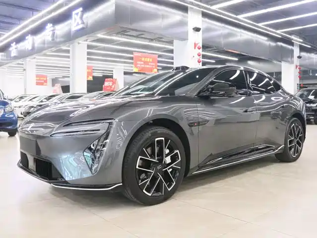 2025 Avatr 06