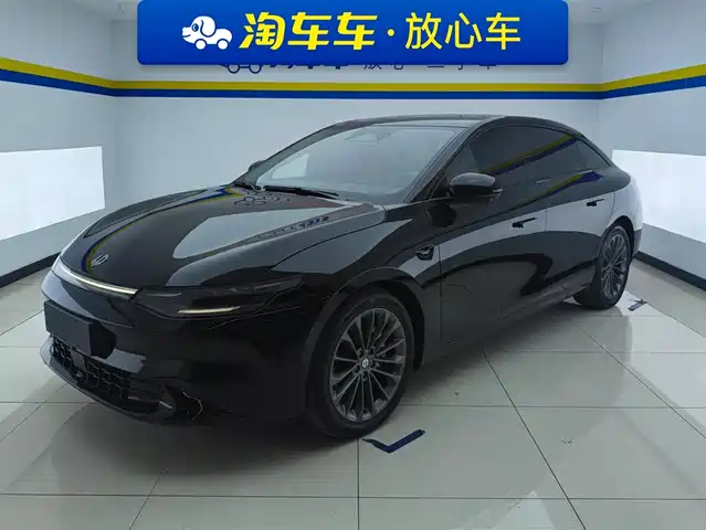 ZERO-RUNNING CAR ZERO RUN C01 2024