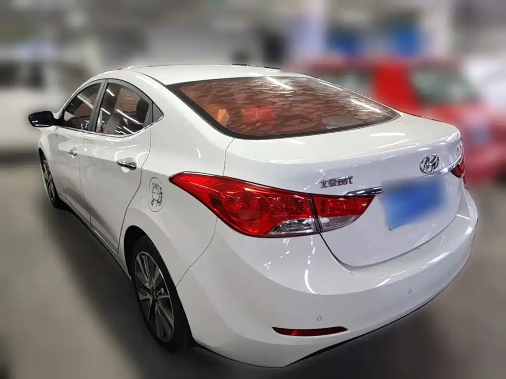 Hyundai Elantra Langdong — миниатюра 7