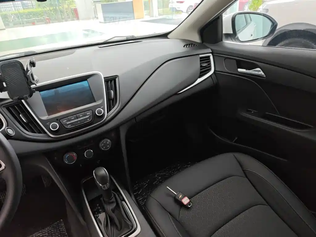 Chevrolet Cavalier — миниатюра 13