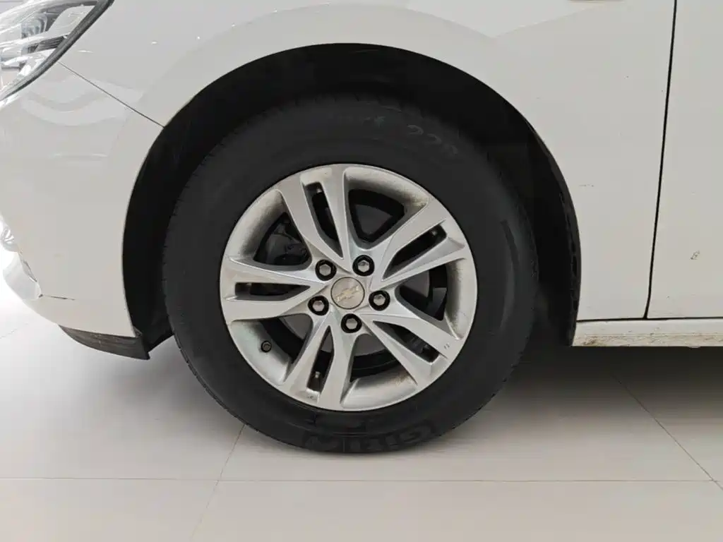 Chevrolet Cavalier — миниатюра 23