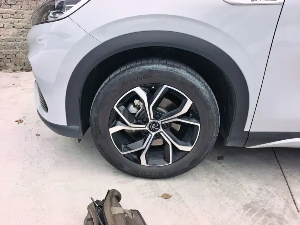 BYD Yuan Plus — миниатюра 23