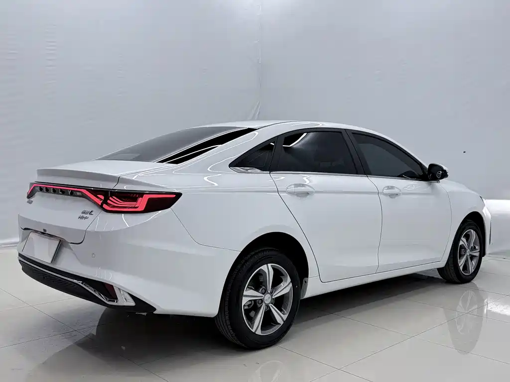 Geely L HiP — миниатюра 14