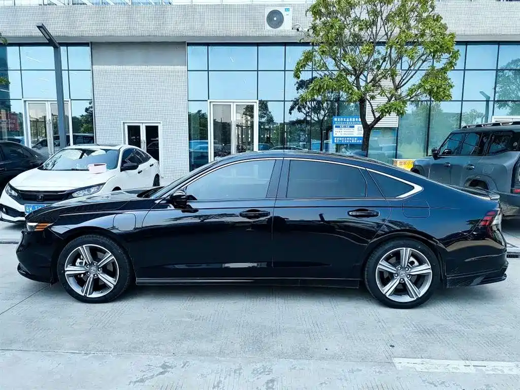 Honda Accord New Energy — миниатюра 3