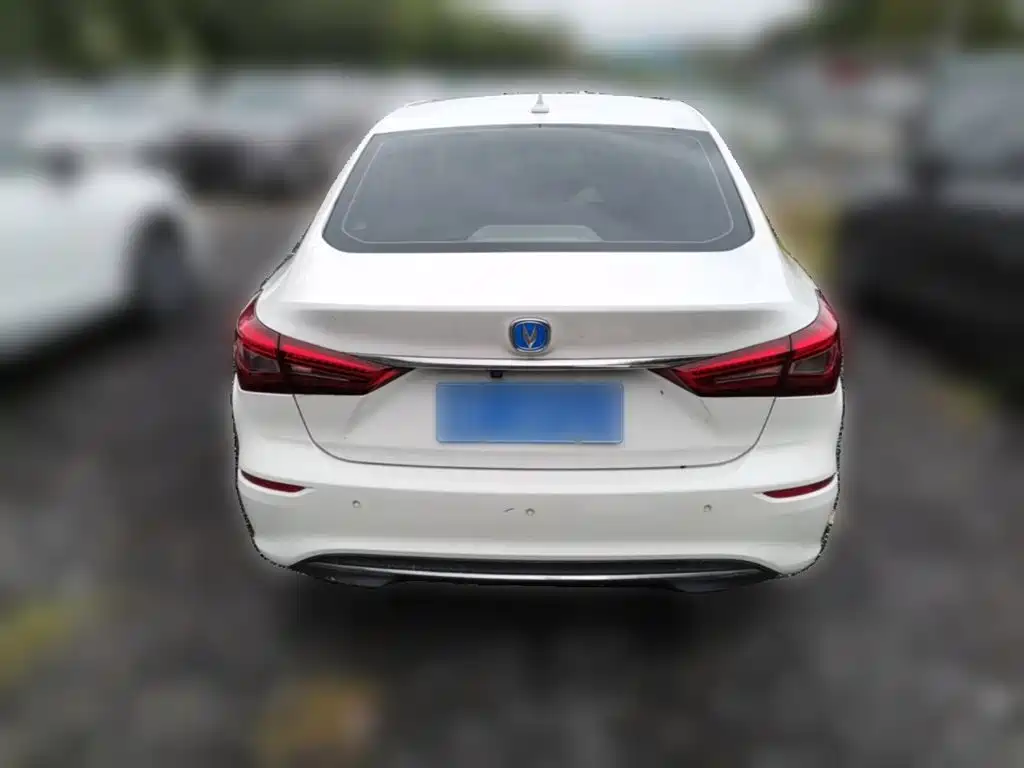 Changan Eado — миниатюра 8