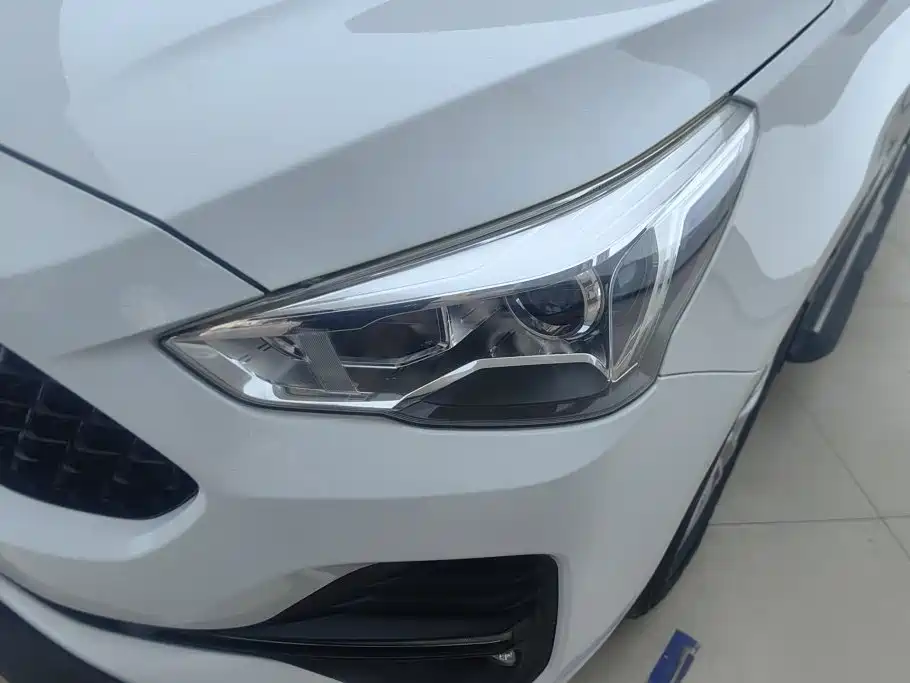 Haval M6 — миниатюра 5