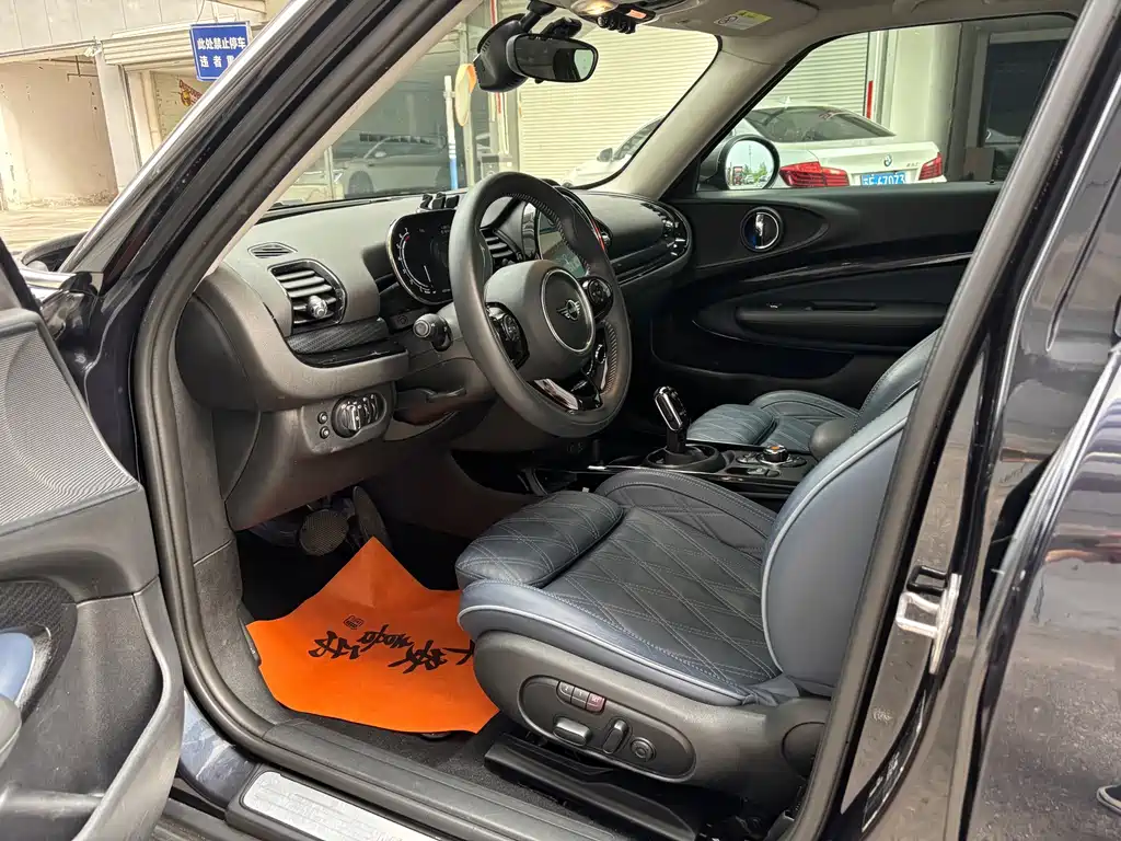 MINI Mini Clubman — миниатюра 4