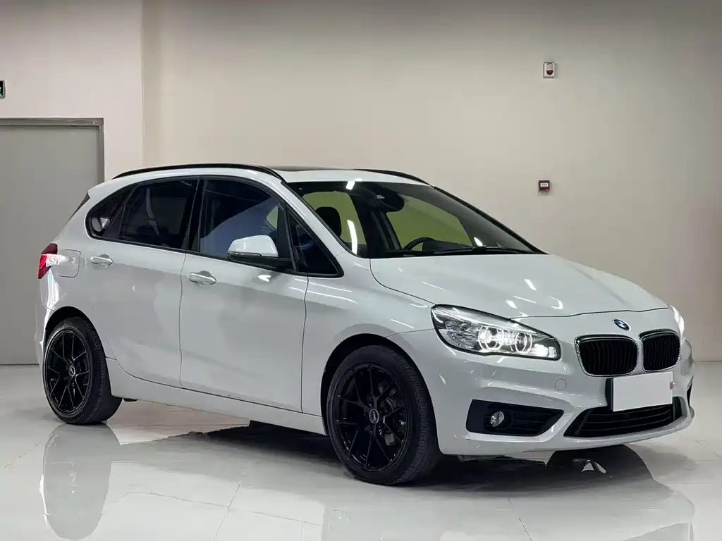 BMW 2 SERIES STATION WAGON