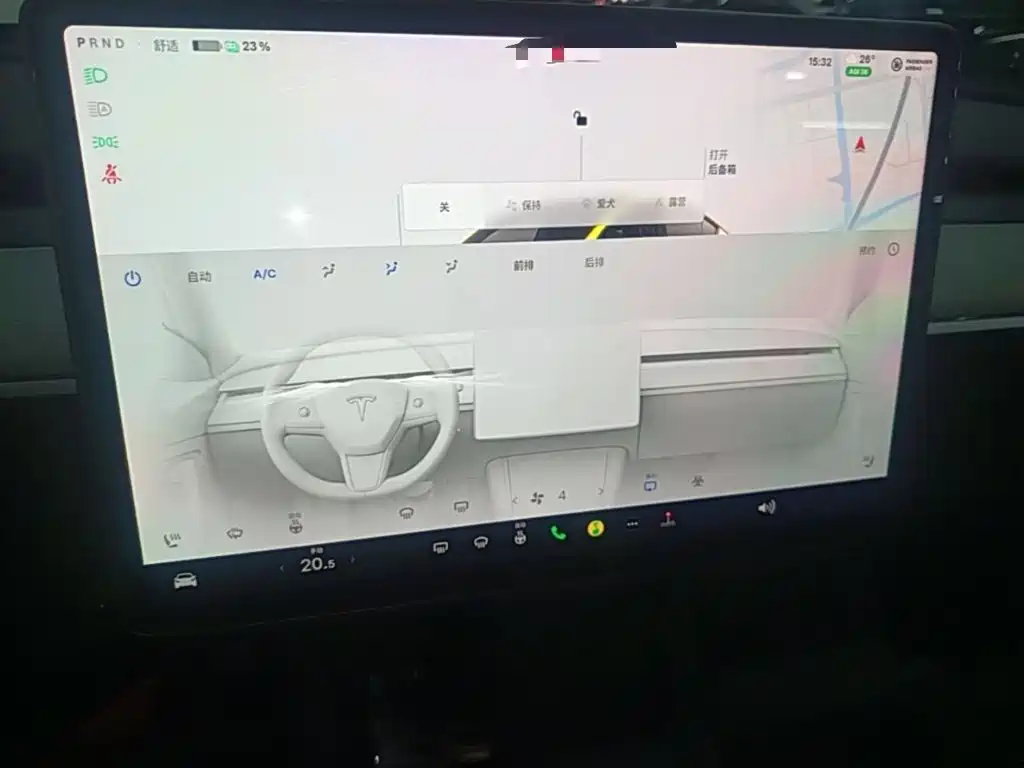 Tesla Model Y — миниатюра 13