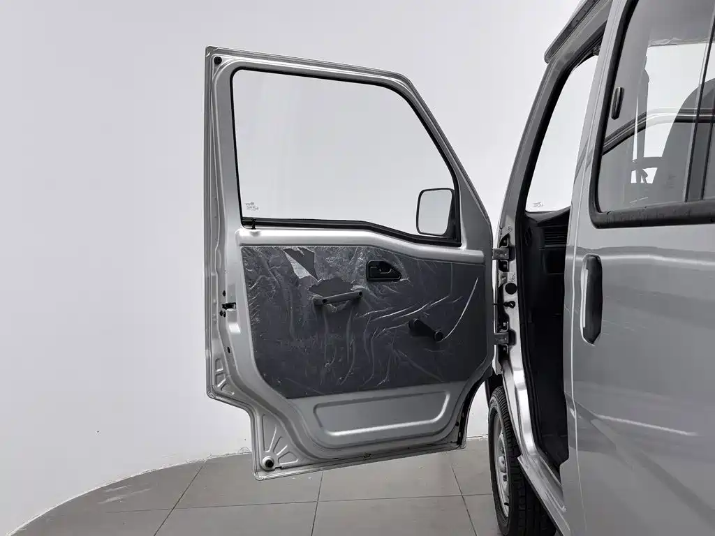 Wuling Zhiguang — миниатюра 8