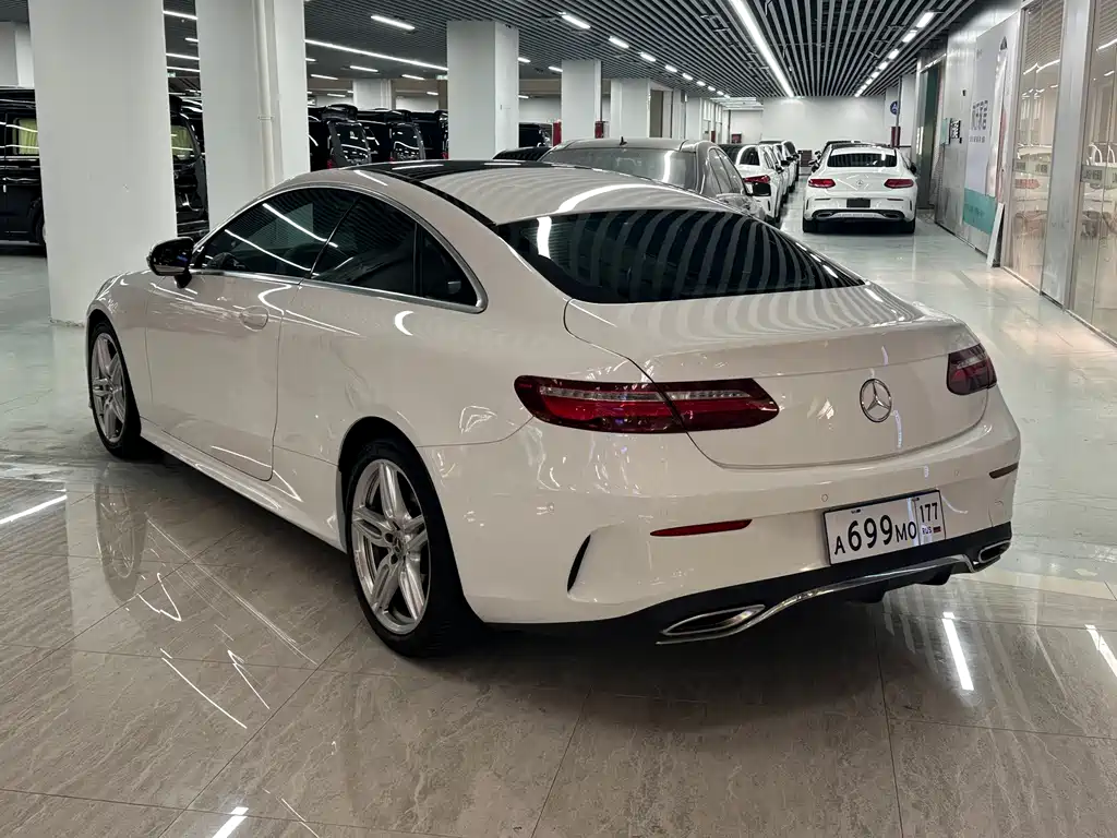 Mercedes-Benz E-Class (Import) — миниатюра 11