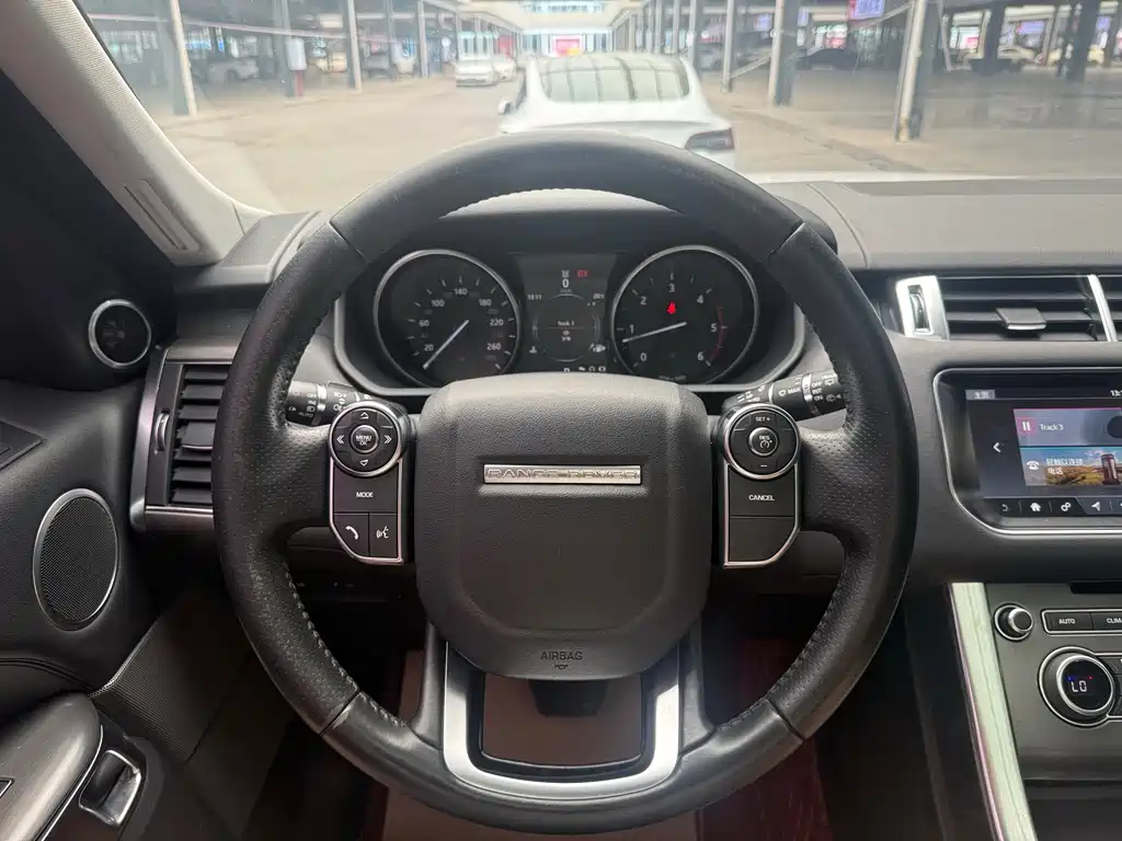 Land Rover Sport — миниатюра 8