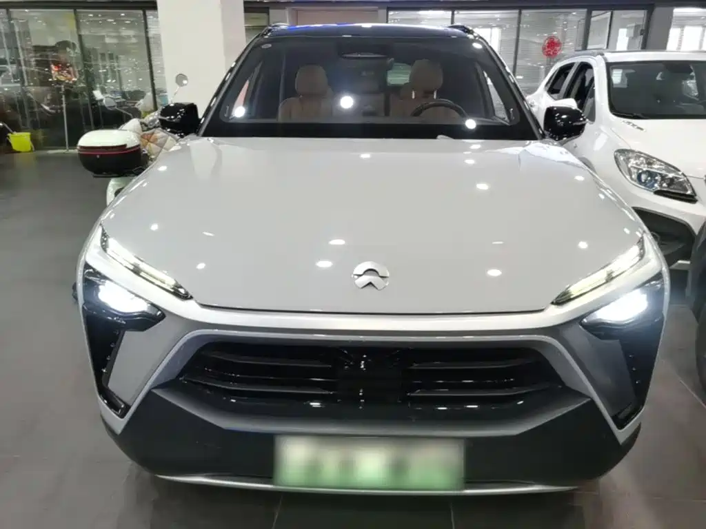 NIO ES8 — миниатюра 3
