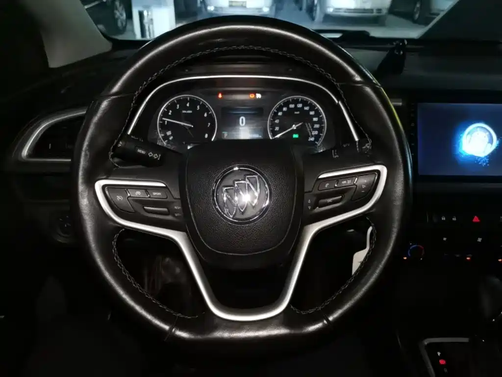 Buick Excelle — миниатюра 11