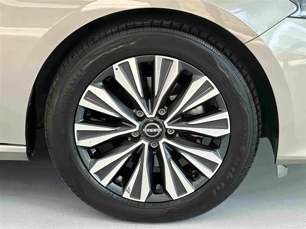 Nissan Teana — миниатюра 18
