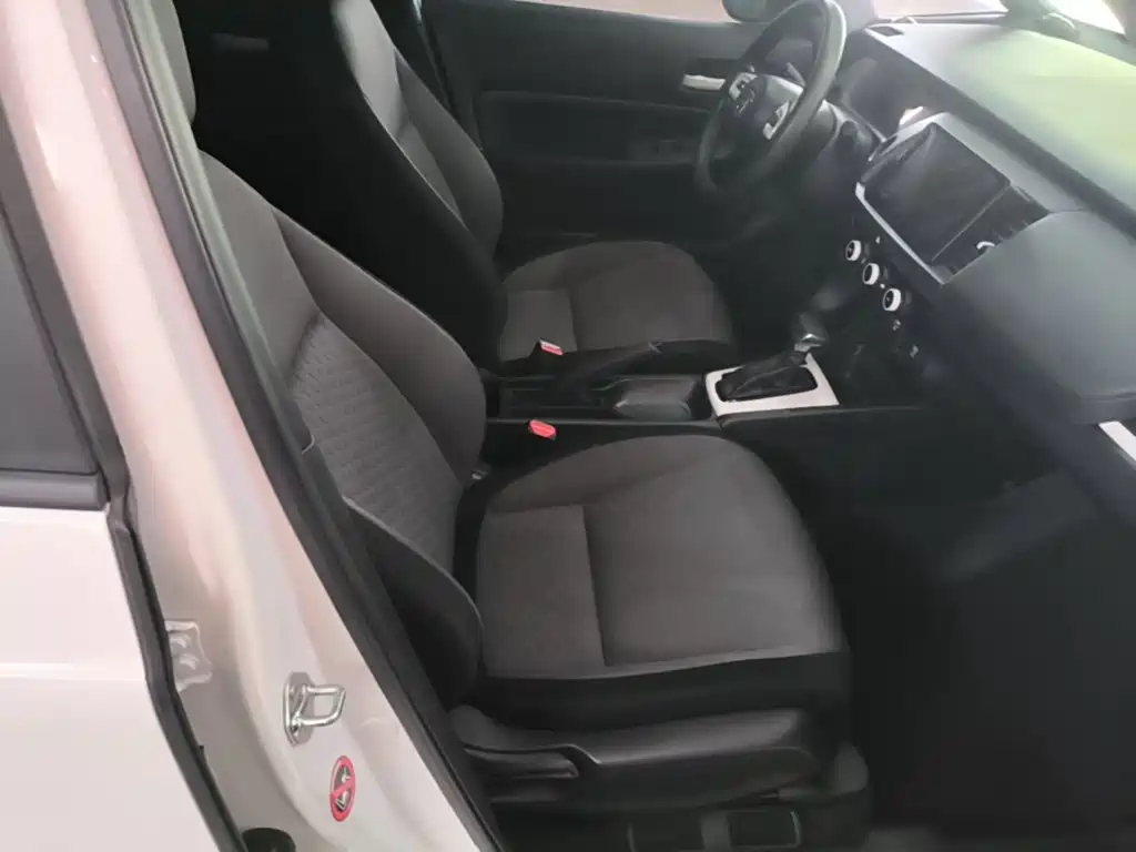 Honda Fit — миниатюра 25