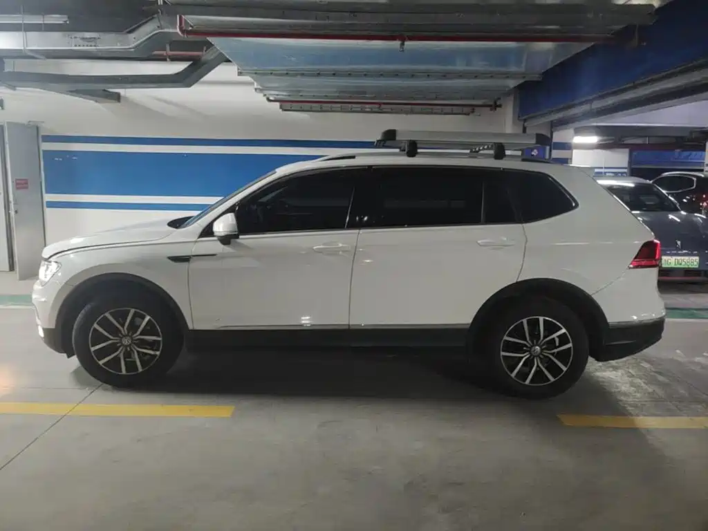 Volkswagen Tiguan L — миниатюра 5