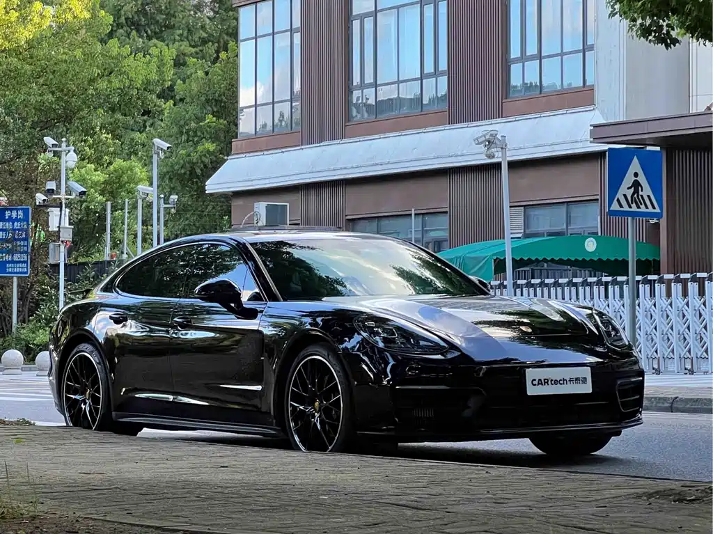 Porsche Panamera — миниатюра 3