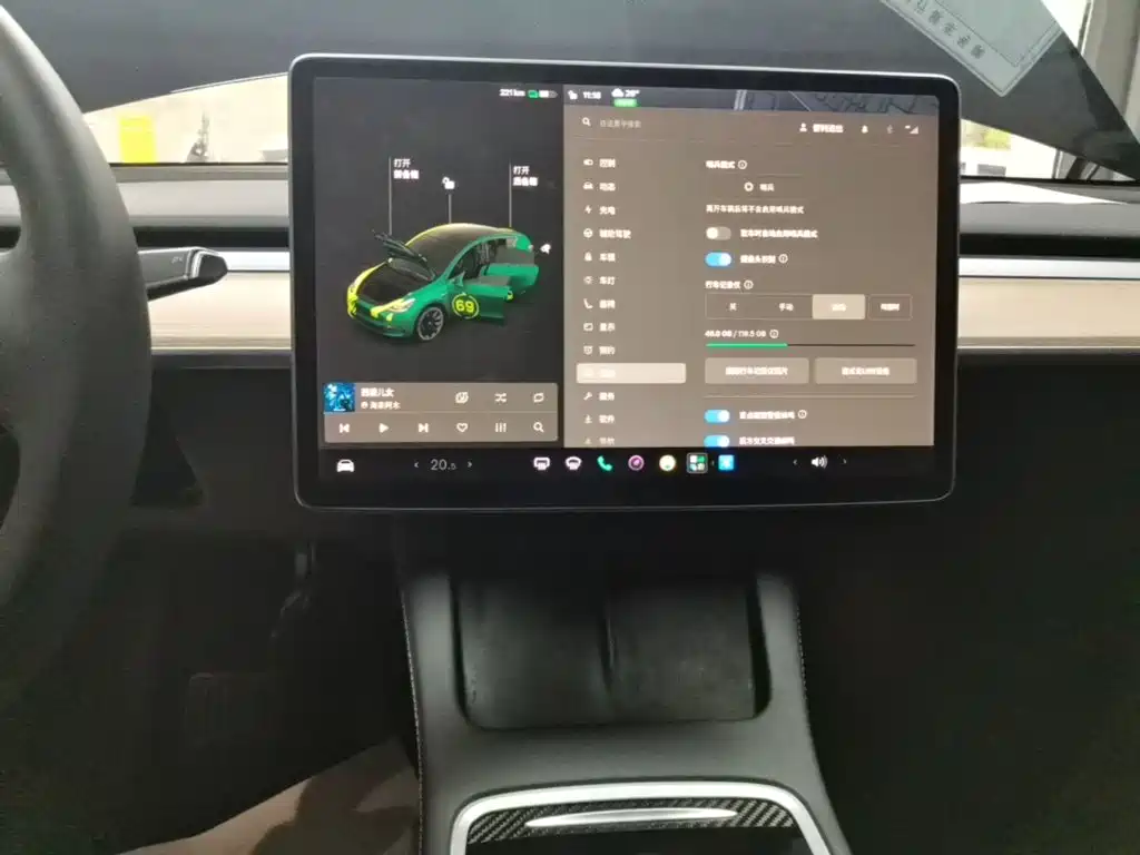 Tesla Model Y — миниатюра 13