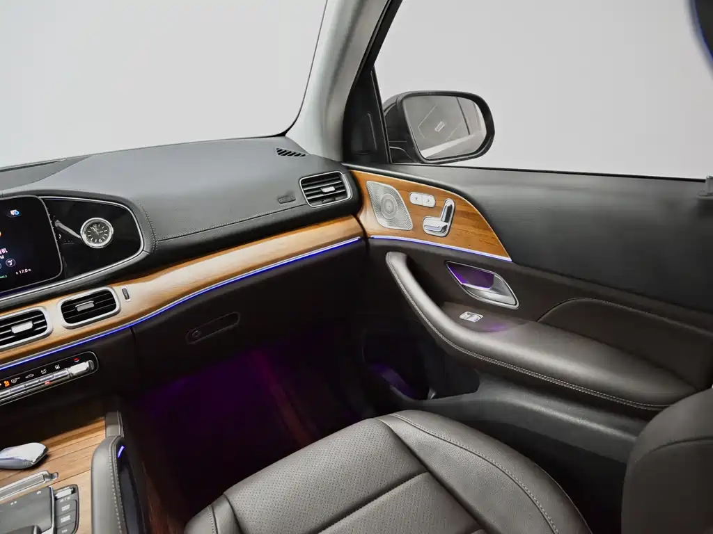Mercedes-Benz GLE New Energy — миниатюра 10