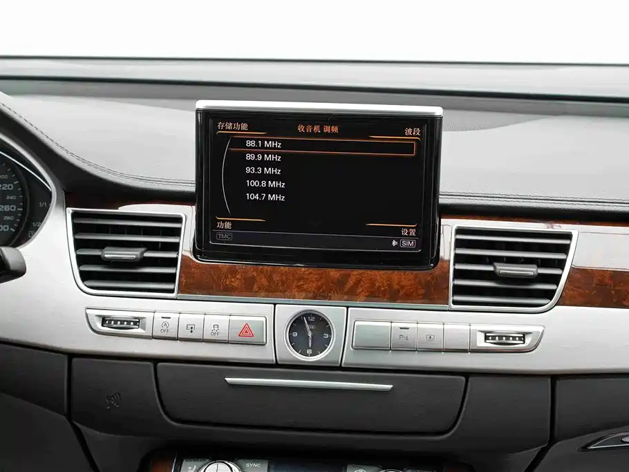Audi A8 — миниатюра 29