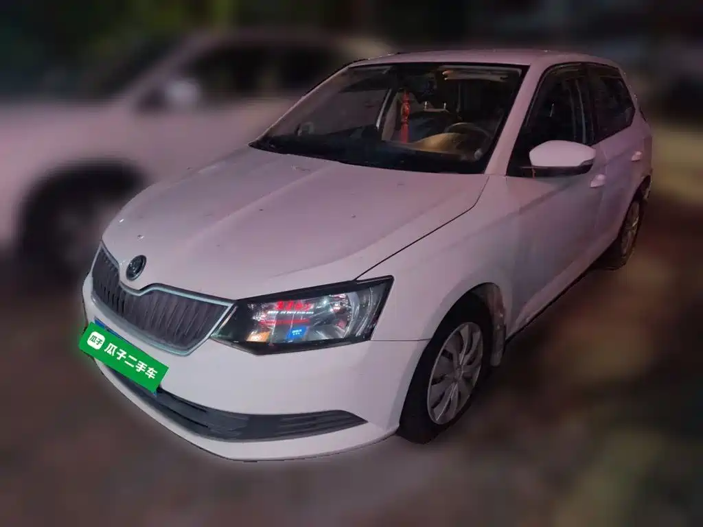 Skoda Fabia 2015 1.4L Manual Forward Edition