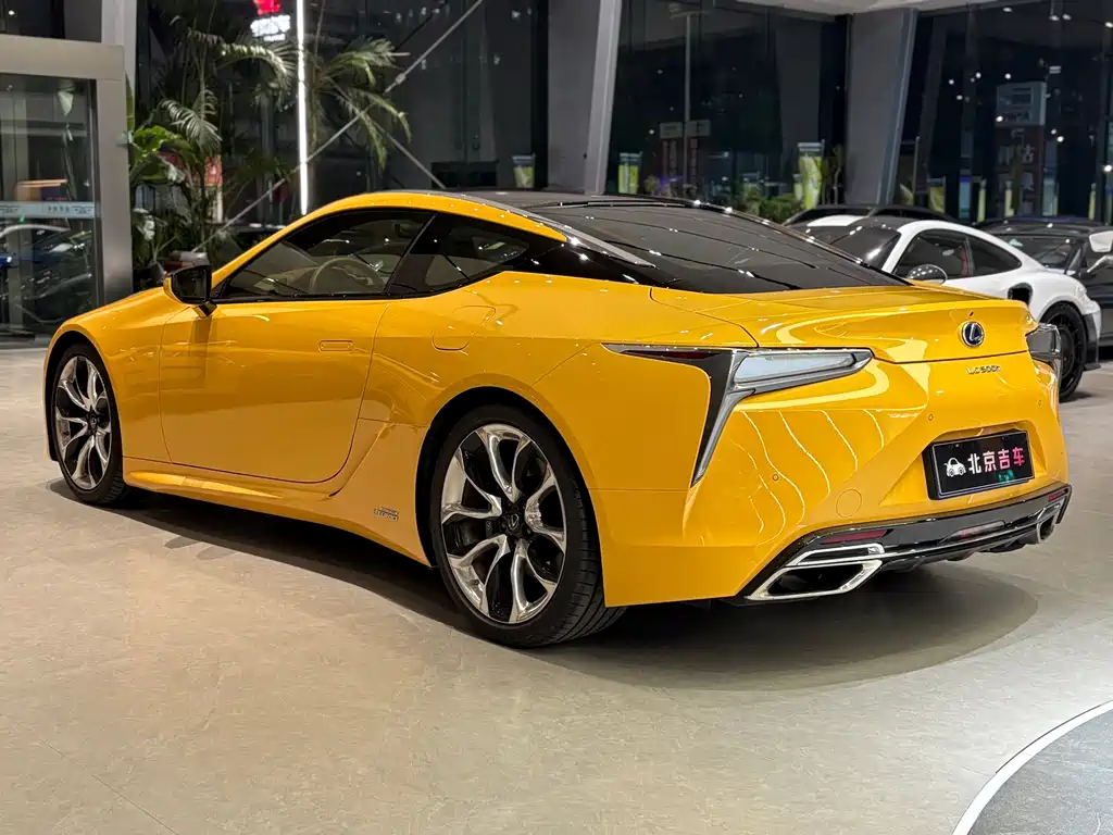 LEXUS LC
