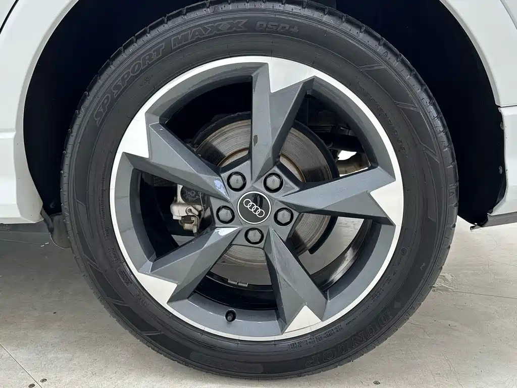 Audi Q3 — миниатюра 18
