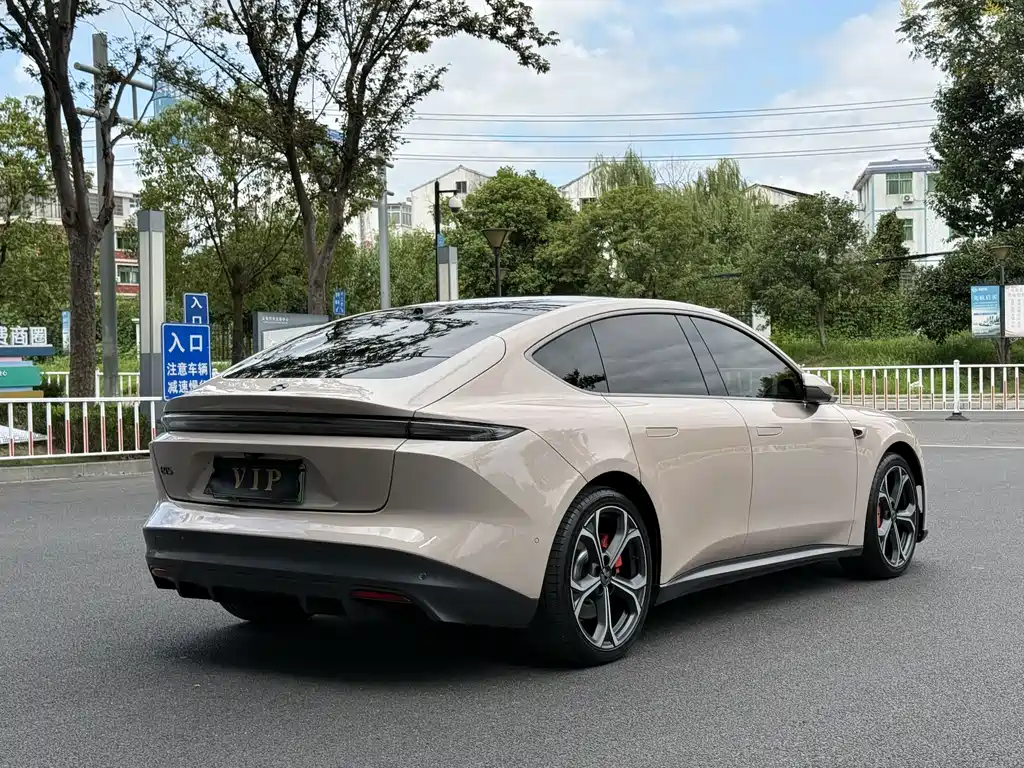 NIO ET5 — миниатюра 12