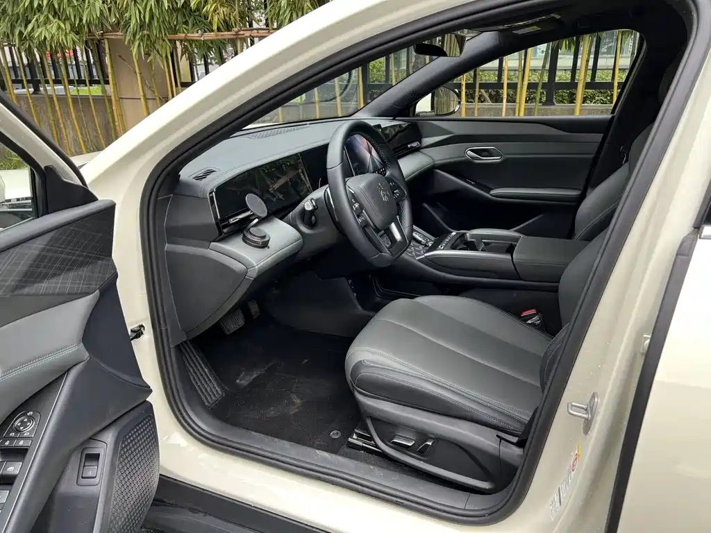 BYD Qin L — миниатюра 7
