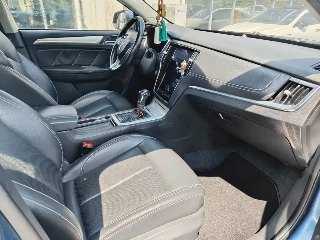 Roewe RX5 New Energy — миниатюра 16