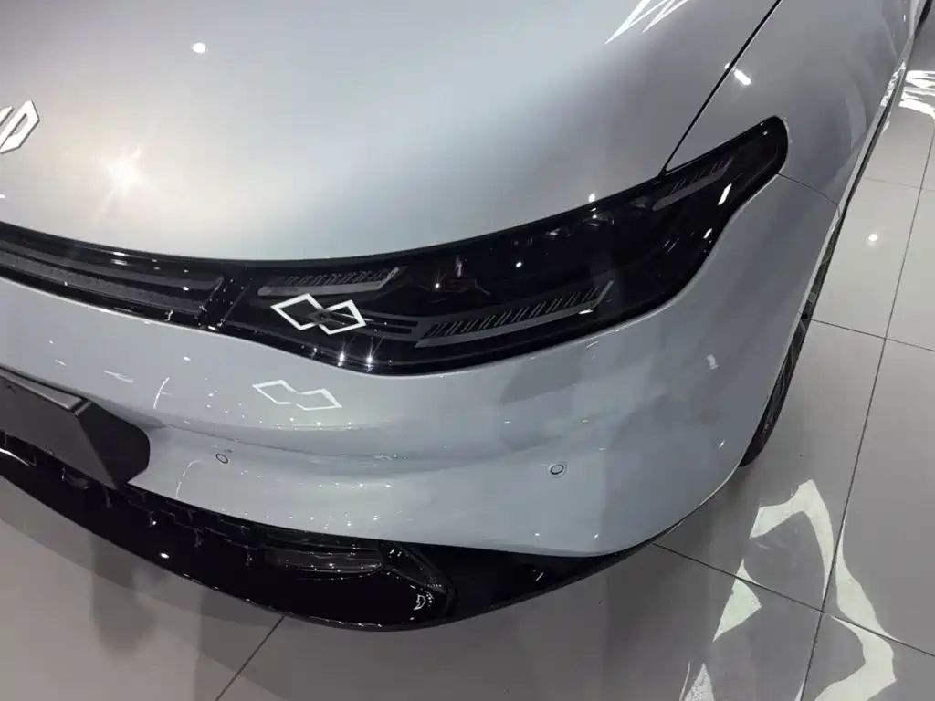 Leapmotor Leapmotor C01 — миниатюра 18